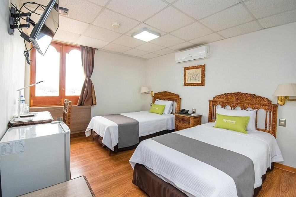Hotel El Marques Лима Екстериор снимка
