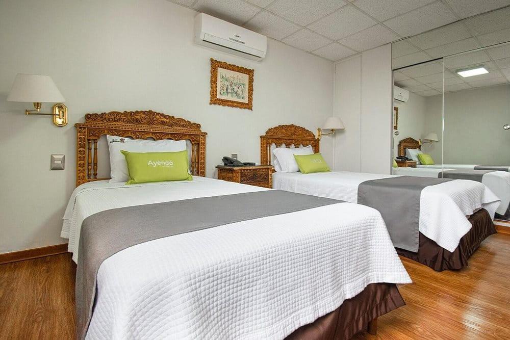 Hotel El Marques Лима Екстериор снимка